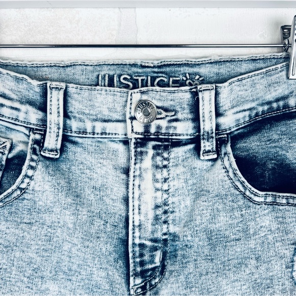 Justice Premium Denim Girls Jean Short Light Blue Acid Wash Shorts Size 16 - Picture 4 of 11
